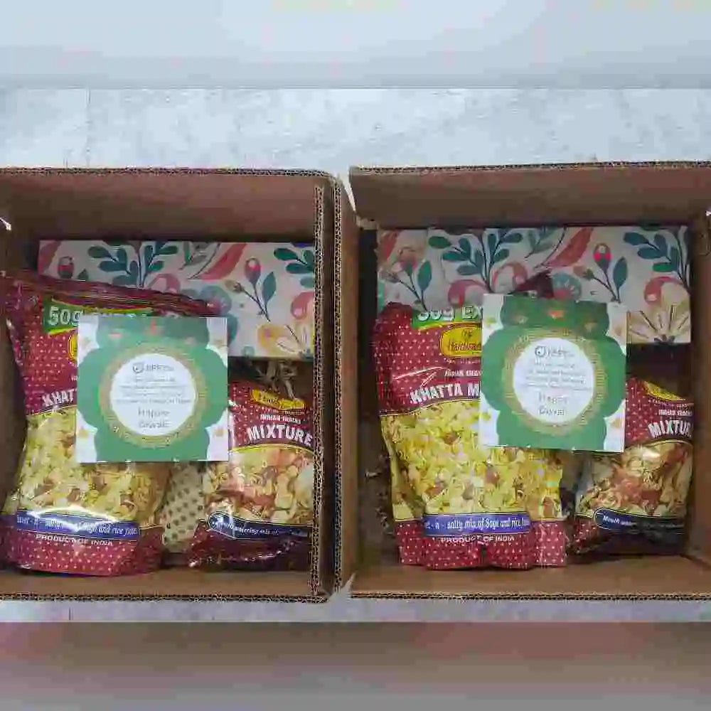 Savory, Dry Fruit and Chocolate Hamper