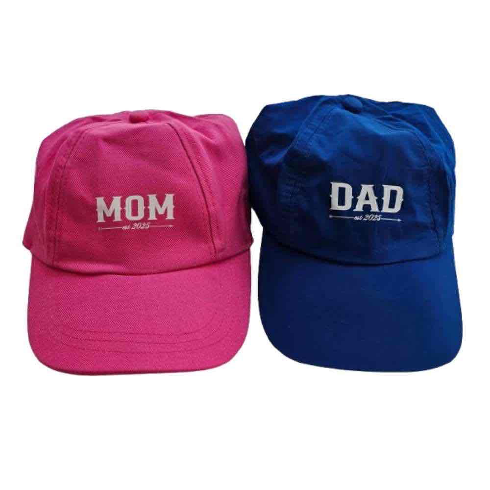 Buy personalized mom and dad caps combo online in India