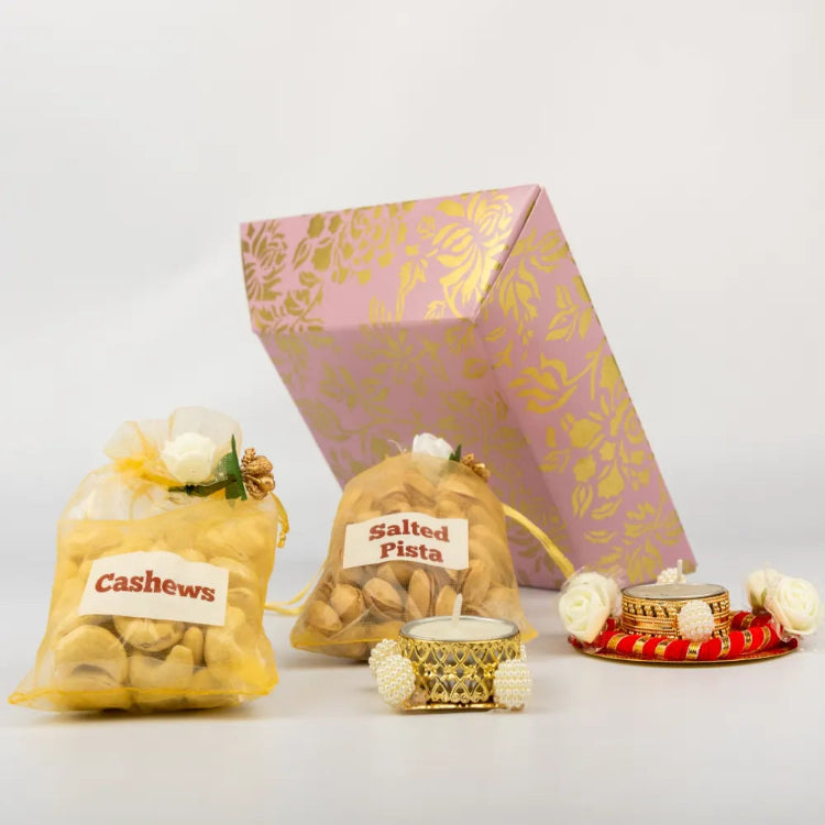Buy Cashew and Salted Pista Hamper for the festive season
