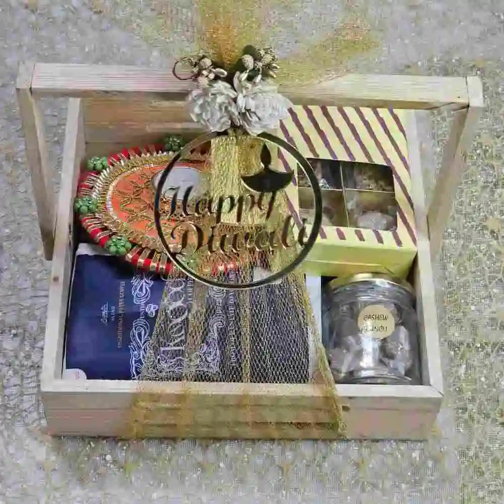 Shop Diwali Gift Tray Online with Cashew Crunch and Dry Fruit Delicacies