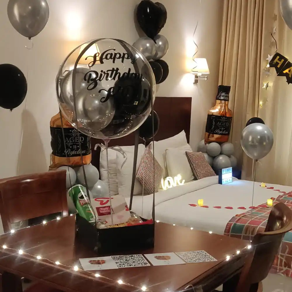 Buy Bobo Balloon Hamper Online for Birthday Gifting